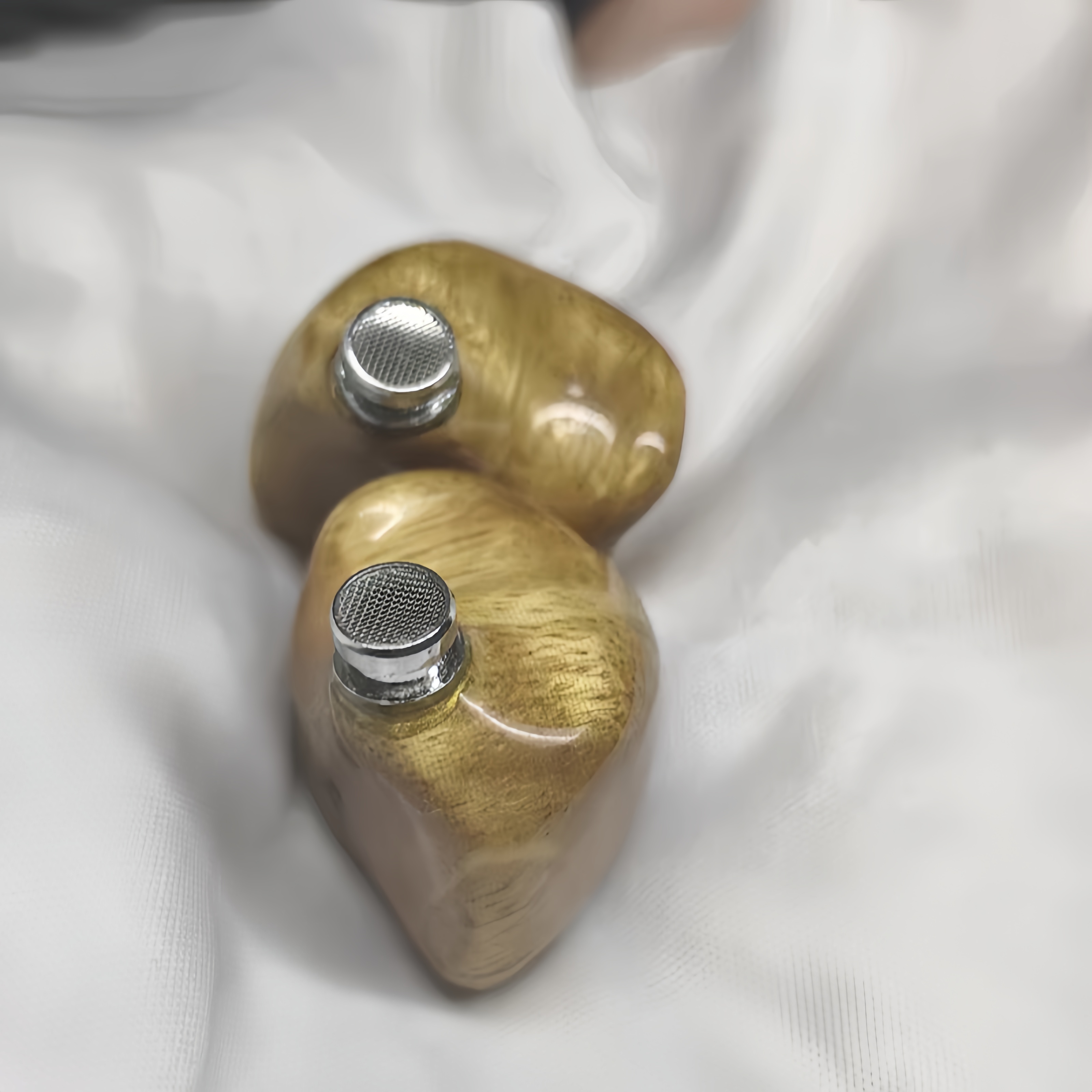 Geekyaudio 2DD+4BA+PMD+BC Phoe - In Ear Monitor Iem บทวิจารณ์และราคา